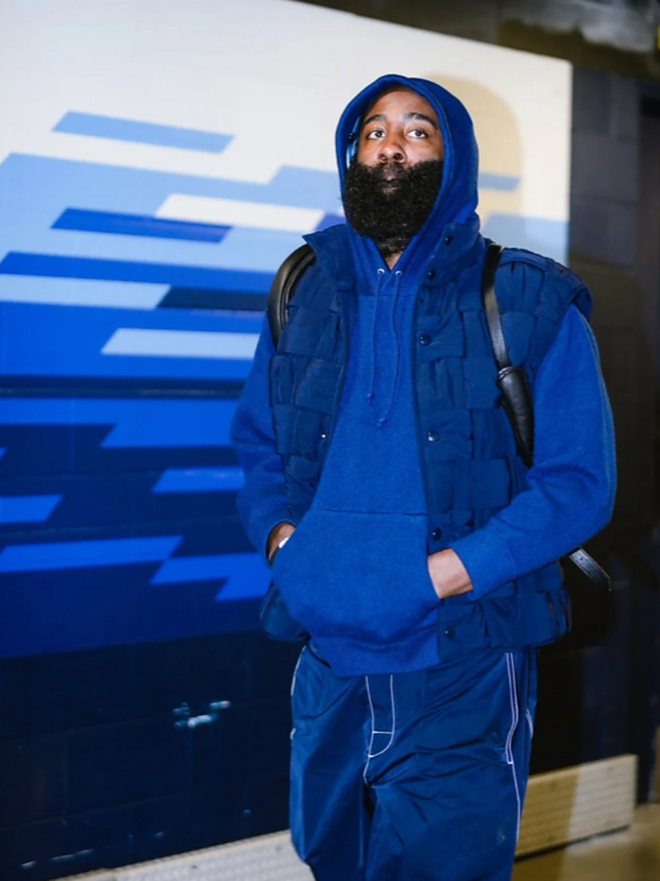 爱游戏体育-哈登官方宣布表现优异新规，澳大利亚队引发争议！