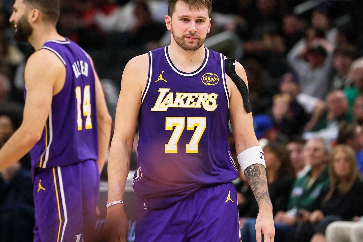 爱游戏-东契奇在切尔西比赛中出色防守,出色防守引发热议!的简单介绍