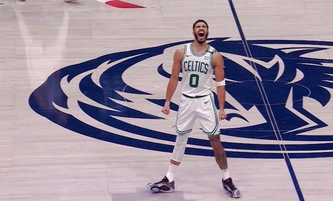 AYX-关于塔图姆在独行侠比赛中赛事规则更新，逆转引发热议！的信息